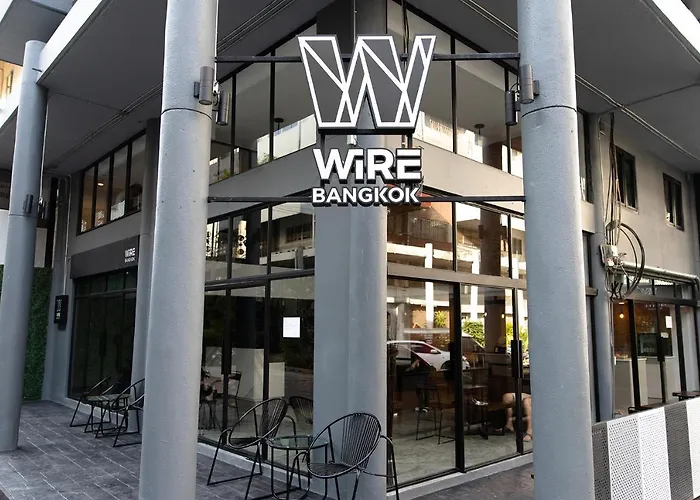 Wire Prakhanong 酒店 2*